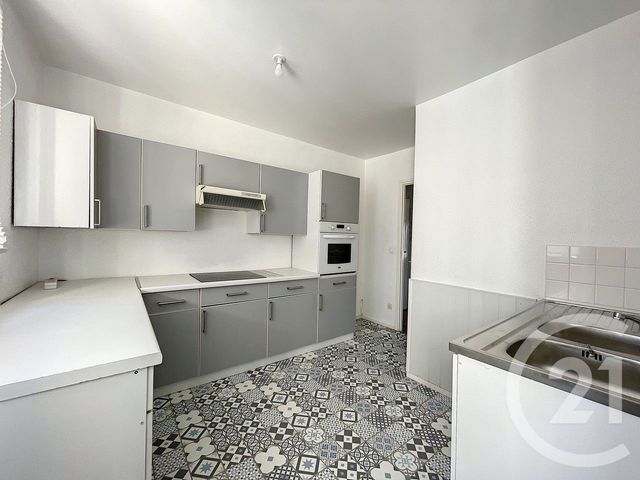 Appartement F3 à louer - 3 pièces - 75.64 m2 - REIMS - 51 - CHAMPAGNE-ARDENNE - Century 21 Martinot Immobilier