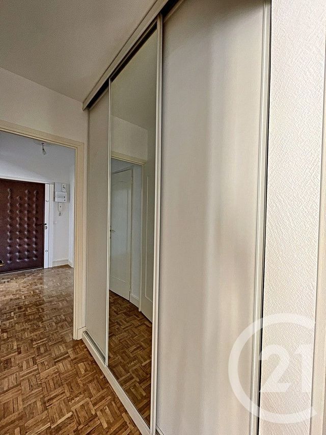 Appartement F3 à louer - 3 pièces - 75.64 m2 - REIMS - 51 - CHAMPAGNE-ARDENNE - Century 21 Martinot Immobilier
