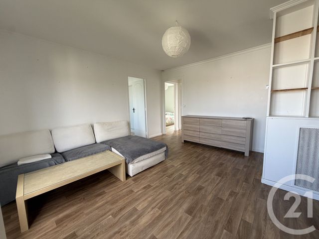 Appartement F3 à louer - 3 pièces - 56.3 m2 - REIMS - 51 - CHAMPAGNE-ARDENNE - Century 21 Martinot Immobilier