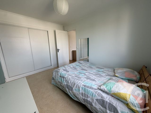 Appartement F3 à louer - 3 pièces - 56.3 m2 - REIMS - 51 - CHAMPAGNE-ARDENNE - Century 21 Martinot Immobilier