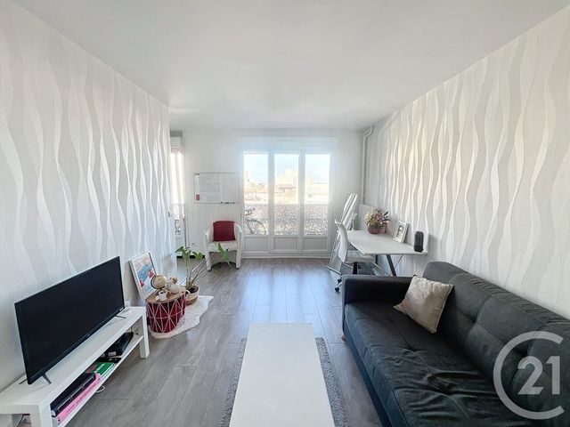 Appartement T1 à louer - 1 pièce - 28.6 m2 - REIMS - 51 - CHAMPAGNE-ARDENNE - Century 21 Martinot Immobilier
