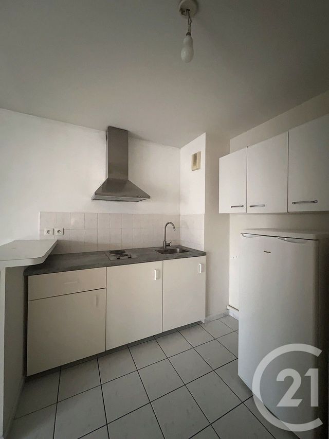 Appartement F2 à louer - 2 pièces - 45.3 m2 - REIMS - 51 - CHAMPAGNE-ARDENNE - Century 21 Martinot Immobilier