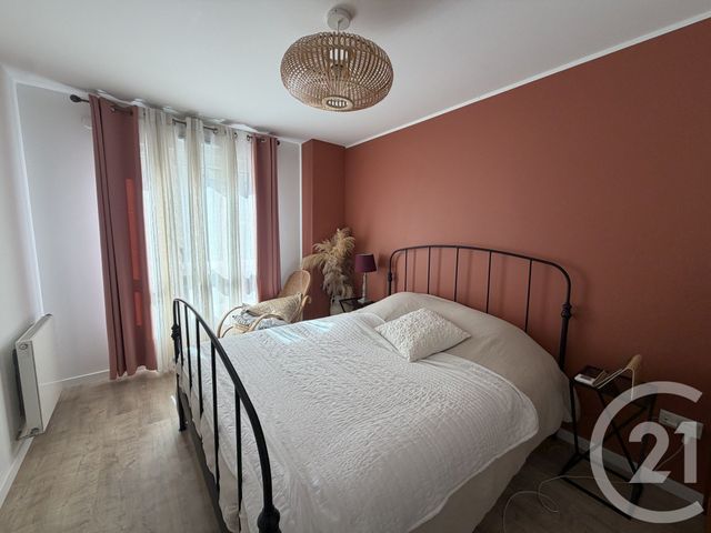 Appartement F3 à louer - 3 pièces - 65.13 m2 - BEZANNES - 51 - CHAMPAGNE-ARDENNE - Century 21 Martinot Immobilier