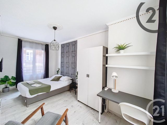 Appartement F4 à louer - 3 pièces - 79.68 m2 - REIMS - 51 - CHAMPAGNE-ARDENNE - Century 21 Martinot Immobilier