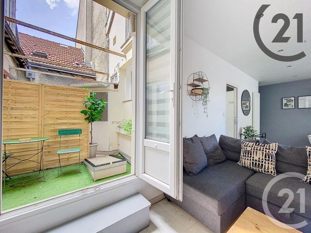 Appartement F4 à louer - 3 pièces - 79.68 m2 - REIMS - 51 - CHAMPAGNE-ARDENNE - Century 21 Martinot Immobilier