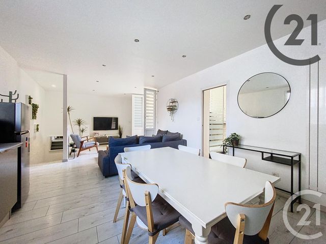 Appartement F4 à louer - 3 pièces - 79.68 m2 - REIMS - 51 - CHAMPAGNE-ARDENNE - Century 21 Martinot Immobilier