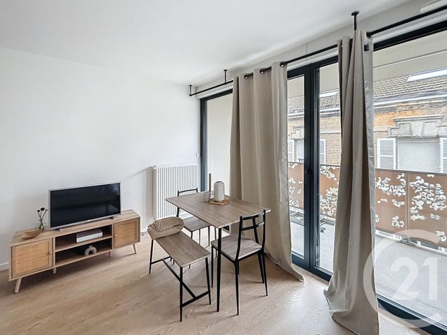 Appartement F1 à louer - 1 pièce - 30.5 m2 - REIMS - 51 - CHAMPAGNE-ARDENNE - Century 21 Martinot Immobilier