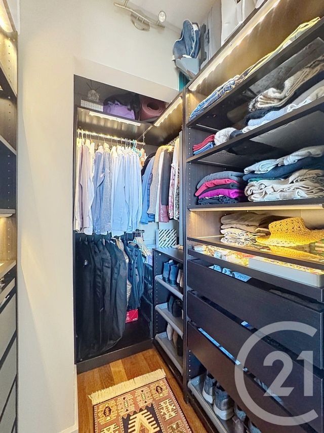 Appartement T4 à vendre - 4 pièces - 79.64 m2 - REIMS - 51 - CHAMPAGNE-ARDENNE - Century 21 Martinot Immobilier