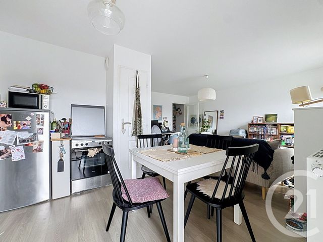 Appartement F3 à vendre - 3 pièces - 48.06 m2 - REIMS - 51 - CHAMPAGNE-ARDENNE - Century 21 Martinot Immobilier