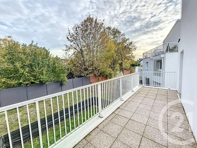 Appartement Duplex à louer - 3 pièces - 71.5 m2 - REIMS - 51 - CHAMPAGNE-ARDENNE - Century 21 Martinot Immobilier
