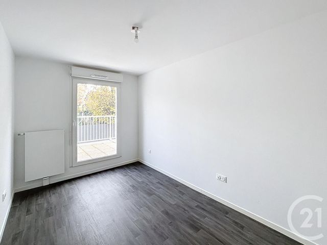 Appartement Duplex à louer - 3 pièces - 71.5 m2 - REIMS - 51 - CHAMPAGNE-ARDENNE - Century 21 Martinot Immobilier