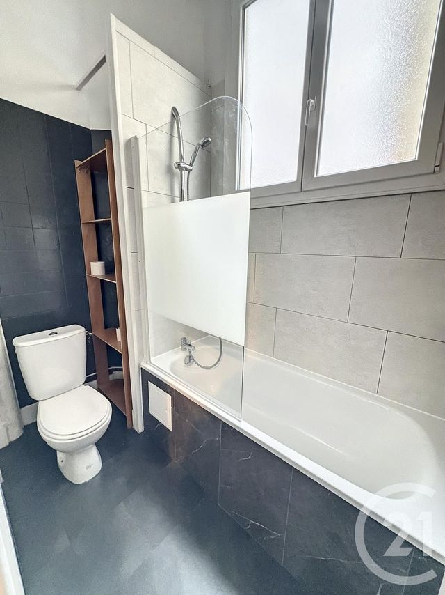 Appartement F3 à louer - 3 pièces - 59.28 m2 - REIMS - 51 - CHAMPAGNE-ARDENNE - Century 21 Martinot Immobilier