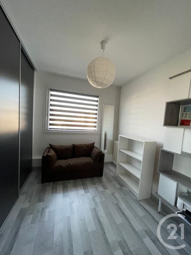 Appartement F3 à louer - 3 pièces - 56.35 m2 - REIMS - 51 - CHAMPAGNE-ARDENNE - Century 21 Martinot Immobilier