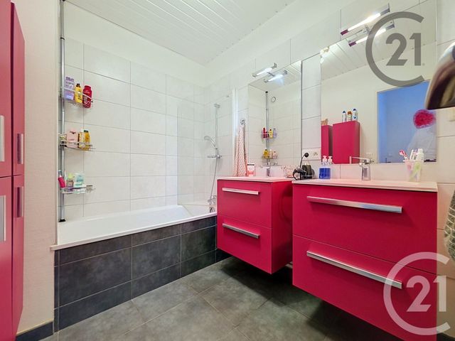 Appartement F6 à vendre - 6 pièces - 121.07 m2 - REIMS - 51 - CHAMPAGNE-ARDENNE - Century 21 Martinot Immobilier