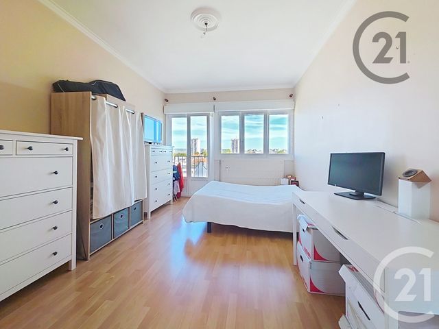 Appartement F6 à vendre - 6 pièces - 132.0 m2 - REIMS - 51 - CHAMPAGNE-ARDENNE - Century 21 Martinot Immobilier