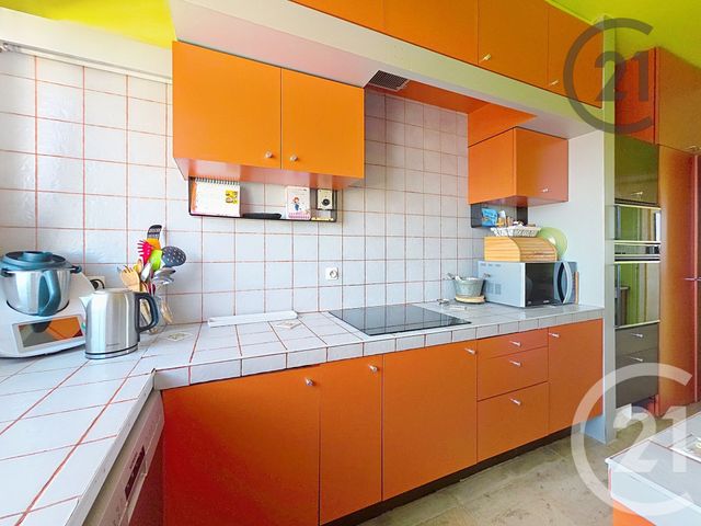 Appartement F6 à vendre - 6 pièces - 132.0 m2 - REIMS - 51 - CHAMPAGNE-ARDENNE - Century 21 Martinot Immobilier