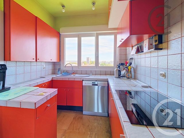 Appartement F6 à vendre - 6 pièces - 132.0 m2 - REIMS - 51 - CHAMPAGNE-ARDENNE - Century 21 Martinot Immobilier