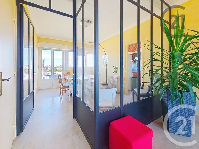 Appartement F6 à vendre - 6 pièces - 132.0 m2 - REIMS - 51 - CHAMPAGNE-ARDENNE - Century 21 Martinot Immobilier