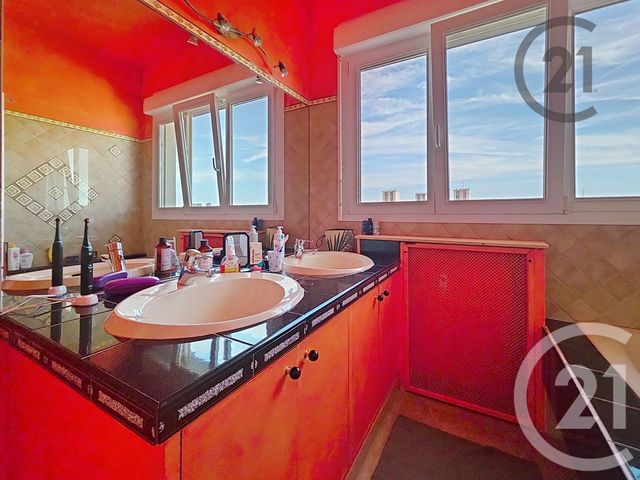 Appartement F6 à vendre - 6 pièces - 132.0 m2 - REIMS - 51 - CHAMPAGNE-ARDENNE - Century 21 Martinot Immobilier
