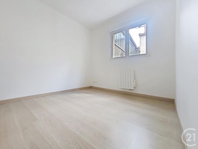 Appartement F4 à vendre - 4 pièces - 74.0 m2 - CHALONS EN CHAMPAGNE - 51 - CHAMPAGNE-ARDENNE - Century 21 Martinot Immobilier