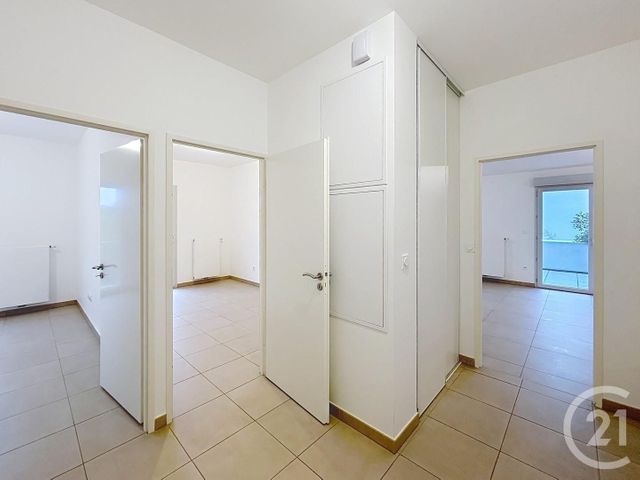Appartement T3 à louer - 3 pièces - 73.06 m2 - BEZANNES - 51 - CHAMPAGNE-ARDENNE - Century 21 Martinot Immobilier