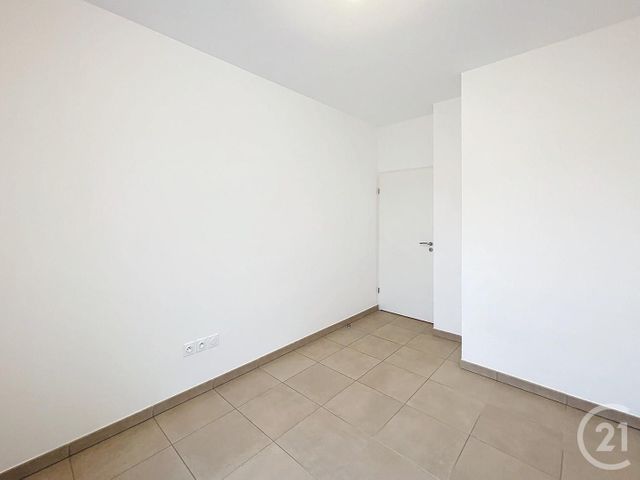 Appartement T3 à louer - 3 pièces - 73.06 m2 - BEZANNES - 51 - CHAMPAGNE-ARDENNE - Century 21 Martinot Immobilier