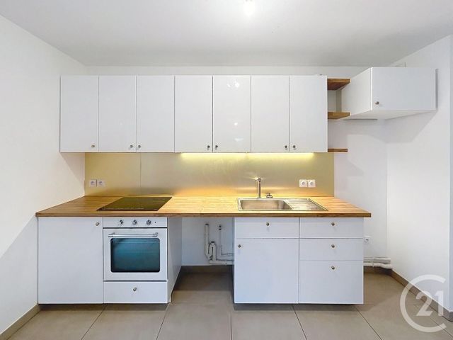 Appartement T3 à louer - 3 pièces - 73.06 m2 - BEZANNES - 51 - CHAMPAGNE-ARDENNE - Century 21 Martinot Immobilier
