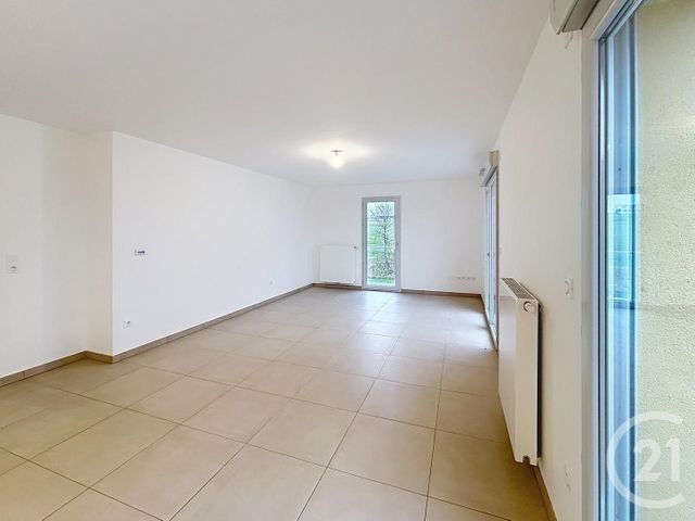 Appartement T3 à louer - 3 pièces - 73.06 m2 - BEZANNES - 51 - CHAMPAGNE-ARDENNE - Century 21 Martinot Immobilier