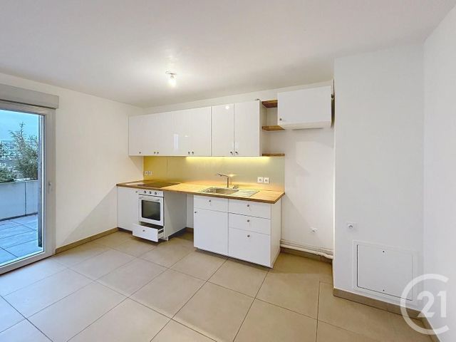 Appartement T3 à louer - 3 pièces - 73.06 m2 - BEZANNES - 51 - CHAMPAGNE-ARDENNE - Century 21 Martinot Immobilier