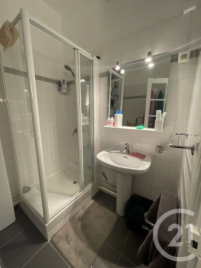 Appartement F2 à louer - 2 pièces - 35.02 m2 - REIMS - 51 - CHAMPAGNE-ARDENNE - Century 21 Martinot Immobilier