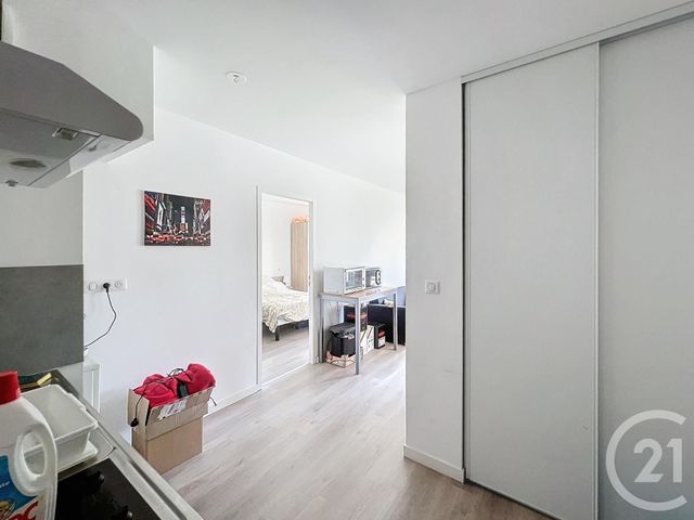 Appartement T2 à louer - 2 pièces - 38.19 m2 - REIMS - 51 - CHAMPAGNE-ARDENNE - Century 21 Martinot Immobilier