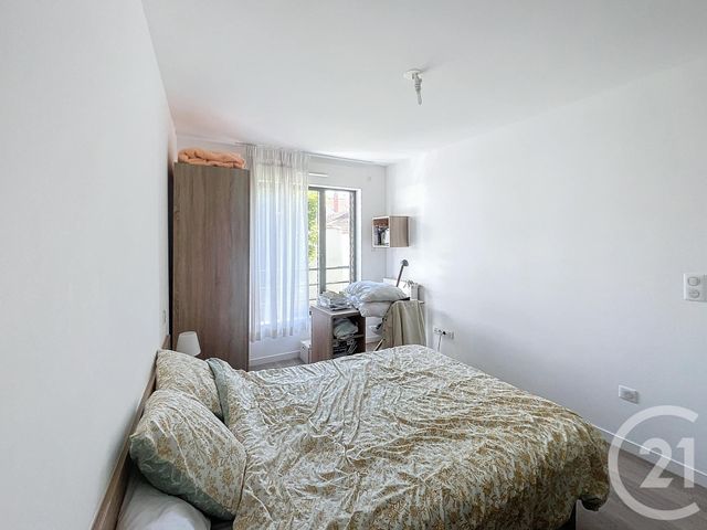 Appartement T2 à louer - 2 pièces - 38.19 m2 - REIMS - 51 - CHAMPAGNE-ARDENNE - Century 21 Martinot Immobilier