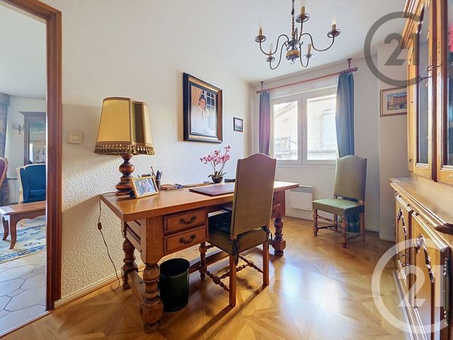 Appartement F5 à vendre - 5 pièces - 113.85 m2 - REIMS - 51 - CHAMPAGNE-ARDENNE - Century 21 Martinot Immobilier