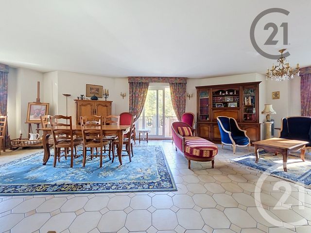 Appartement F5 à vendre - 5 pièces - 113.85 m2 - REIMS - 51 - CHAMPAGNE-ARDENNE - Century 21 Martinot Immobilier