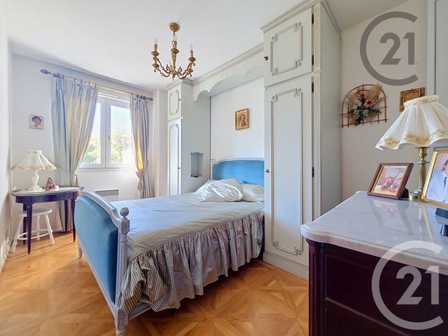Appartement F5 à vendre - 5 pièces - 113.85 m2 - REIMS - 51 - CHAMPAGNE-ARDENNE - Century 21 Martinot Immobilier