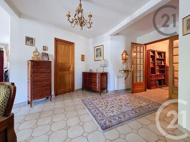 Appartement F5 à vendre - 5 pièces - 113.85 m2 - REIMS - 51 - CHAMPAGNE-ARDENNE - Century 21 Martinot Immobilier