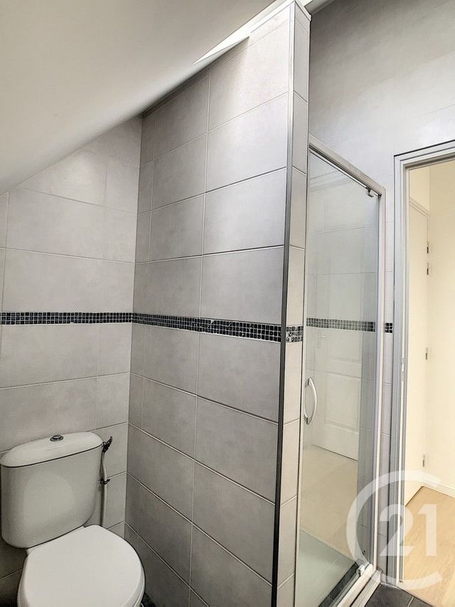 Appartement T1 à louer - 1 pièce - 17.6 m2 - REIMS - 51 - CHAMPAGNE-ARDENNE - Century 21 Martinot Immobilier