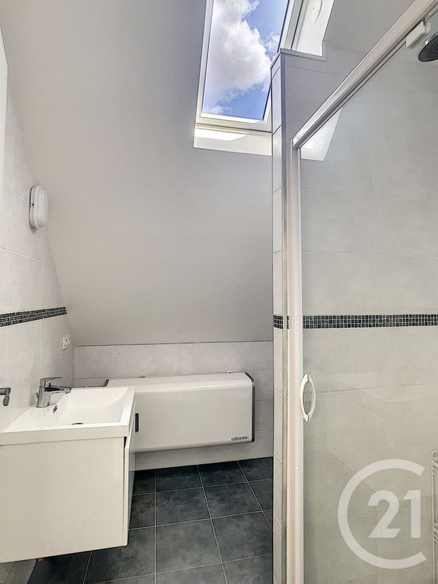 Appartement T1 à louer - 1 pièce - 17.6 m2 - REIMS - 51 - CHAMPAGNE-ARDENNE - Century 21 Martinot Immobilier