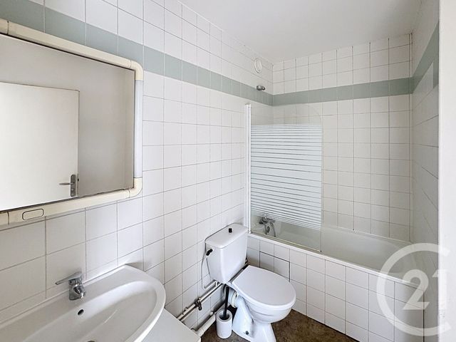 Appartement T1 à louer - 1 pièce - 36.24 m2 - REIMS - 51 - CHAMPAGNE-ARDENNE - Century 21 Martinot Immobilier