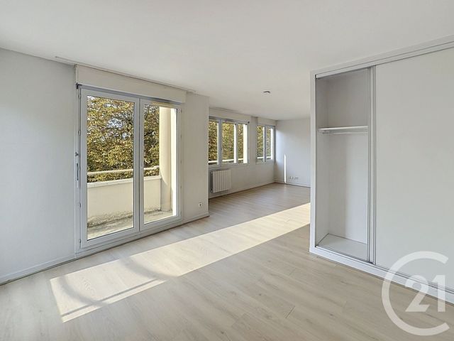 Appartement T1 à louer - 1 pièce - 36.24 m2 - REIMS - 51 - CHAMPAGNE-ARDENNE - Century 21 Martinot Immobilier