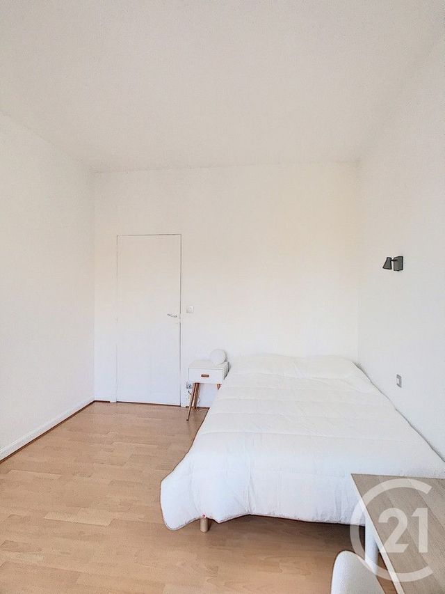 Appartement T2 à louer - 2 pièces - 35.8 m2 - REIMS - 51 - CHAMPAGNE-ARDENNE - Century 21 Martinot Immobilier