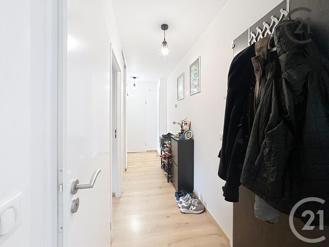 Appartement T3 à louer - 3 pièces - 65.47 m2 - REIMS - 51 - CHAMPAGNE-ARDENNE - Century 21 Martinot Immobilier