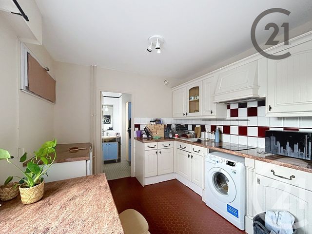 Appartement Studio à vendre - 1 pièce - 33.63 m2 - REIMS - 51 - CHAMPAGNE-ARDENNE - Century 21 Martinot Immobilier
