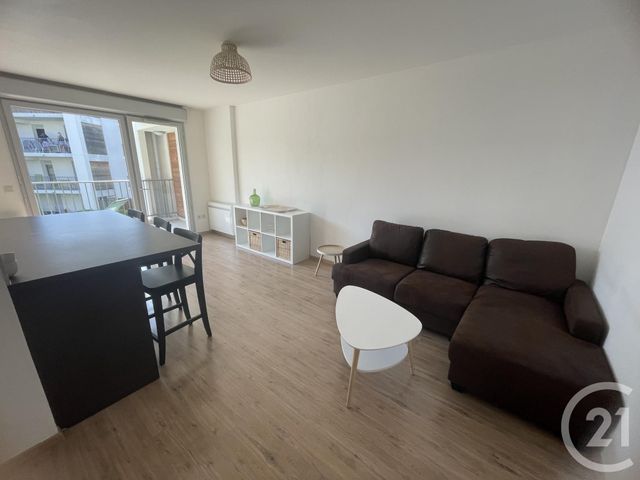 Appartement F3 à louer - 3 pièces - 66.27 m2 - REIMS - 51 - CHAMPAGNE-ARDENNE - Century 21 Martinot Immobilier