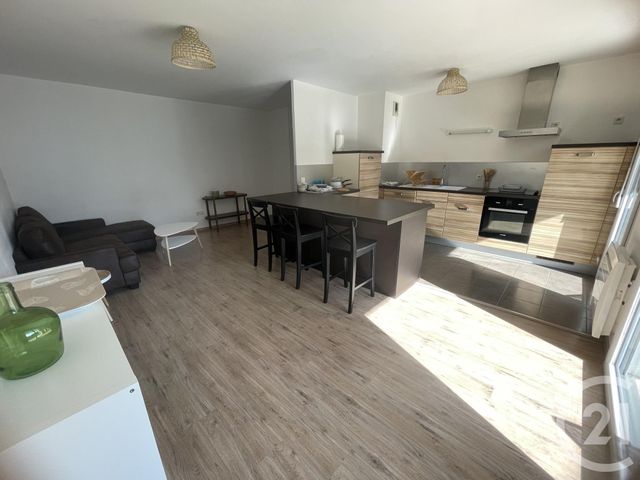 Appartement F3 à louer - 3 pièces - 66.27 m2 - REIMS - 51 - CHAMPAGNE-ARDENNE - Century 21 Martinot Immobilier