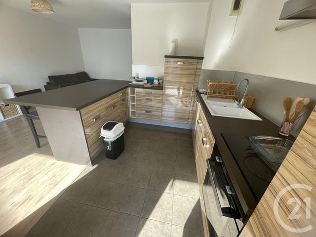 Appartement F3 à louer - 3 pièces - 66.27 m2 - REIMS - 51 - CHAMPAGNE-ARDENNE - Century 21 Martinot Immobilier