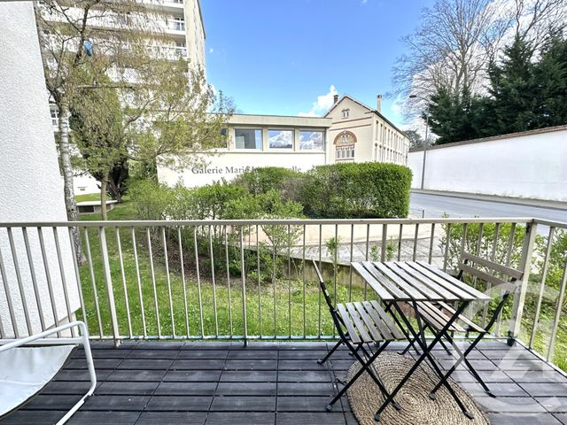 Appartement F4 à vendre - 4 pièces - 64.68 m2 - REIMS - 51 - CHAMPAGNE-ARDENNE - Century 21 Martinot Immobilier