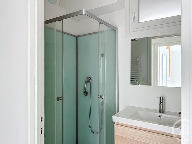 Appartement T2 à louer - 2 pièces - 38.72 m2 - REIMS - 51 - CHAMPAGNE-ARDENNE - Century 21 Martinot Immobilier