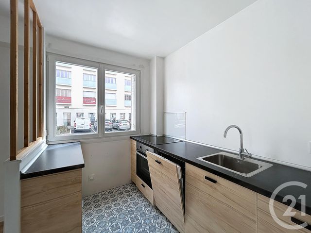 Appartement T2 à louer - 2 pièces - 38.72 m2 - REIMS - 51 - CHAMPAGNE-ARDENNE - Century 21 Martinot Immobilier