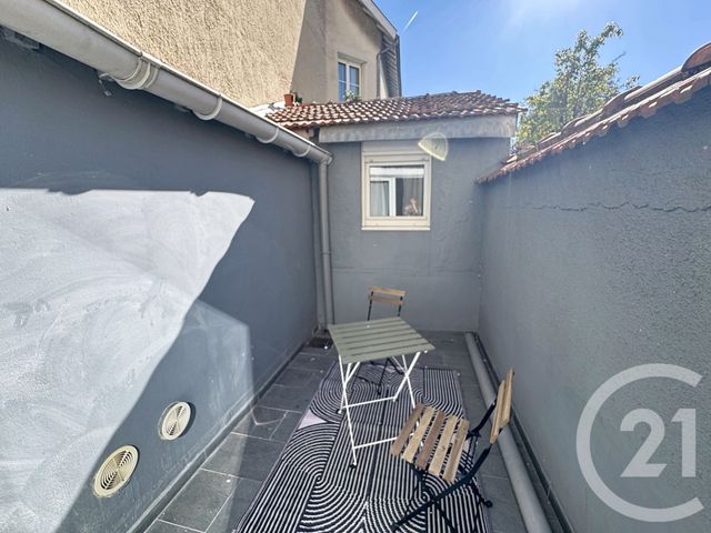 Appartement T1 à louer - 1 pièce - 25.9 m2 - REIMS - 51 - CHAMPAGNE-ARDENNE - Century 21 Martinot Immobilier